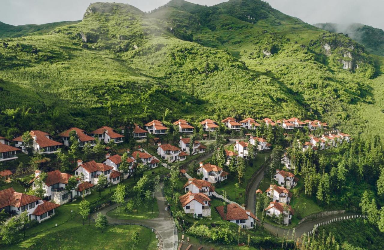 Ville De Mont Mountain Resort Sapa Bagian luar foto